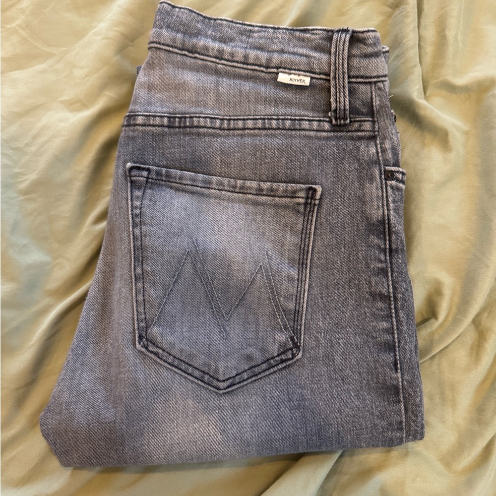 MOTHER ankle fray Tomcat jeans in size 26